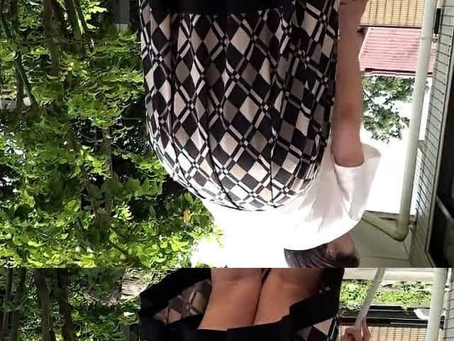 Omege japanese girl with big boobs on cams
