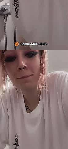 College Whore Masturbates In Shower