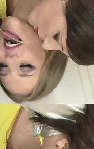 Pissing lovers