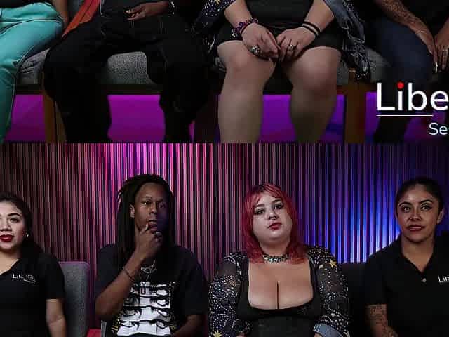 OBESE WOMAN ENJOYS KNOB ebony