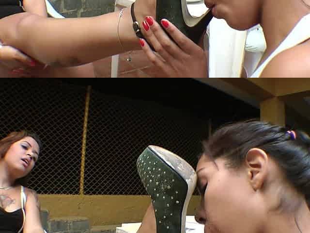 Swallow My Piss Now - Lesbian Mega Liters Piss Swallow Domiantion