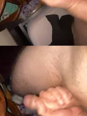 Masturbating to my chat inbox
