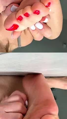 Beautiful blonde enjoys foot fetish