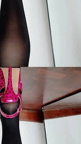 Which Heels Look Best? Black Nylon