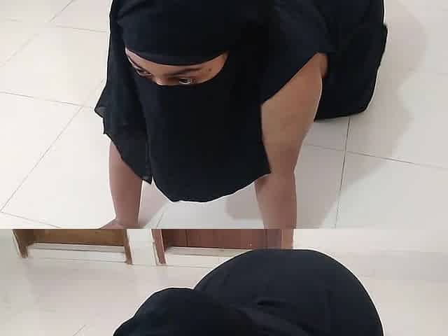 Saudi Hot Maid Anal Fucked by Stranger Guest