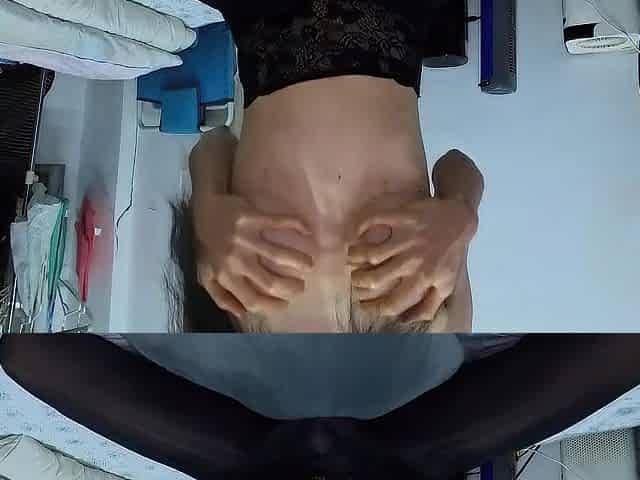 I love this ebony tights
