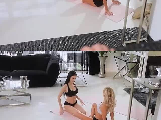 Busty blond and brunette love a threesome