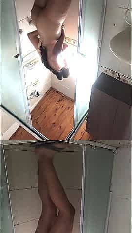 have a fun my pretty body during the time that I shower
