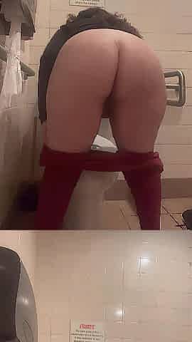 Public Twerk Teacher (Part 1)