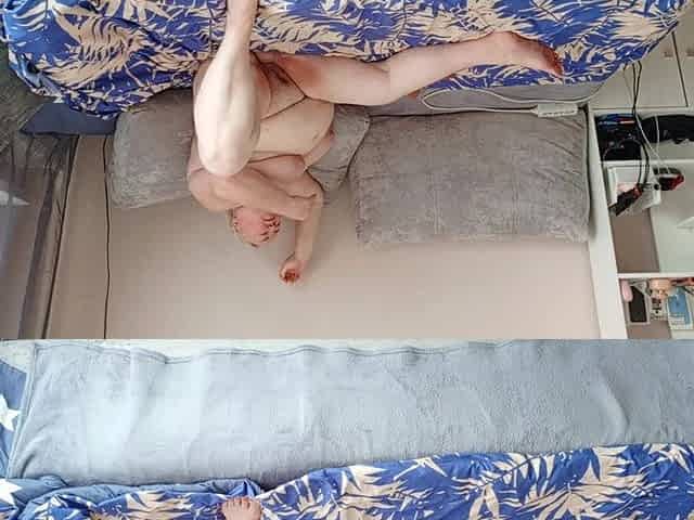 Stepmom with Big Ass Masturbates and Longs for a Big Black Cock in Her Holes