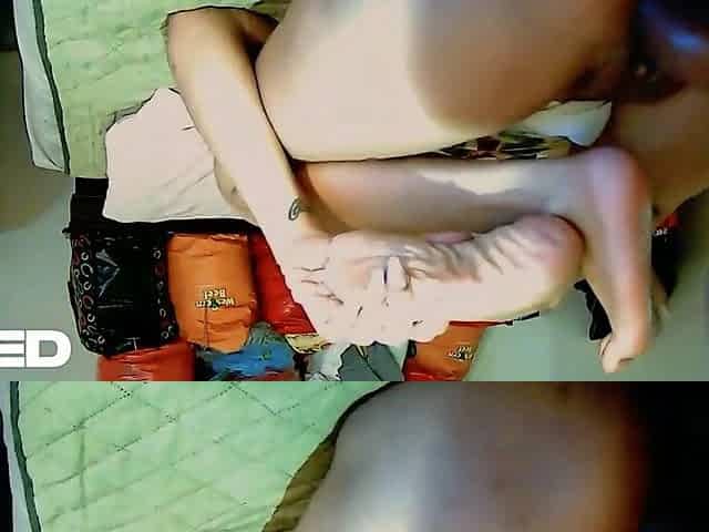 FEET BLACK TOES MIDGET BROWN SQUIRT CLIMAX HARDCORE