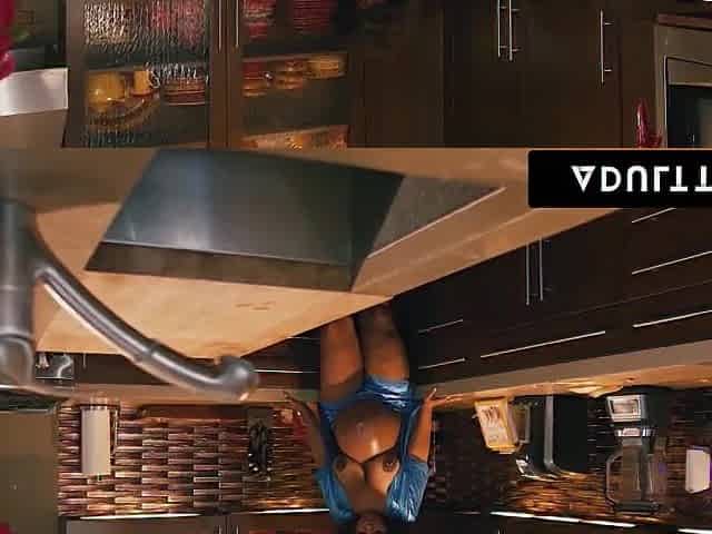 Preggy Black Honey Gets Kitchen Banged