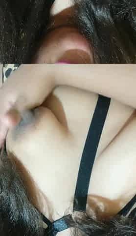 Latina with a Big Ass Finds Herself Alone at Her Friends' House and Takes Advantage of the Situation to Fuck Herself.