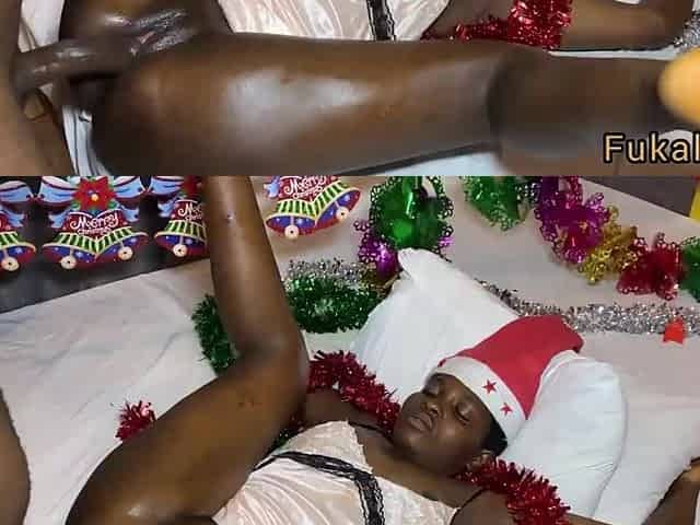 Landlords Black teen daughter bangs bbc neighbor as Xmas gift