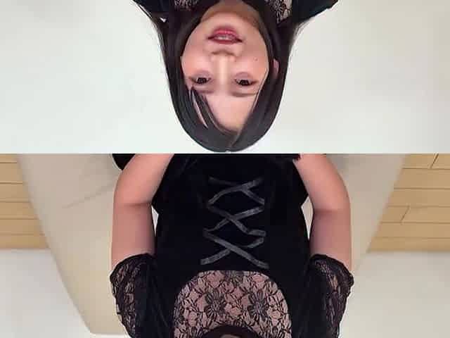 Amateur Asian girlfriend in threesome