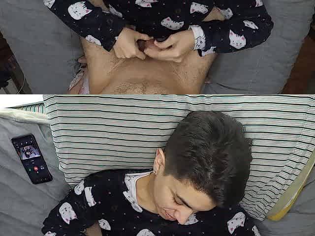 She gives me a handjob on her pajamas and swallows the prize!