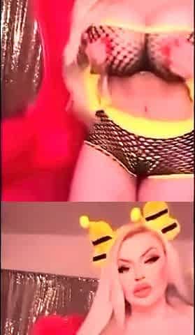 Bimbo Queen bee Halloween twerk dance
