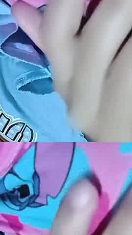 Colombian Masturbates