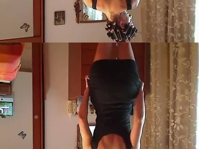 Big boobs in the dressing cabin