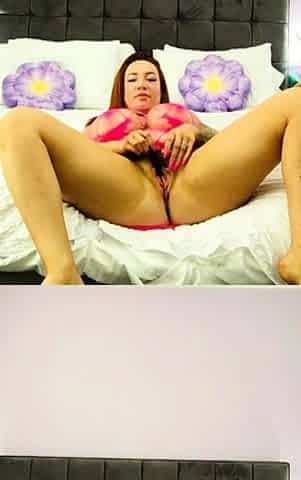 Blonde amateur gives webcam show with toys