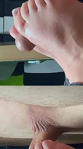 Real Amateur German Housewife Close up Footjob Pretty Small Feet and Toes