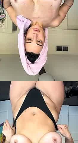 Big boob brunette masturbates on webcam
