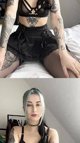 Amateur Webcam Cute Teen Plays Solo with Big Dildo