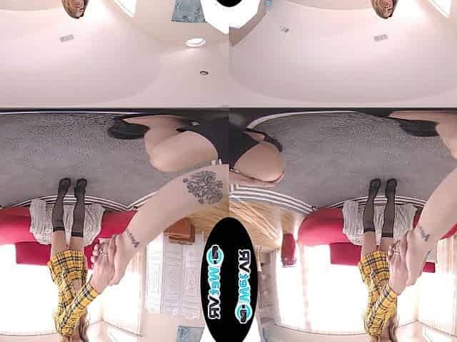 Pov sex in VR with hawt brunette hair