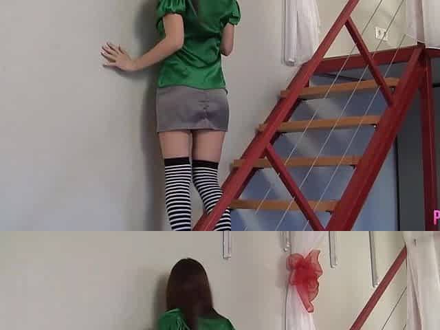 Amira S's Green Costume Slides Off Revealing Her Juicy Cunt For Hunger!