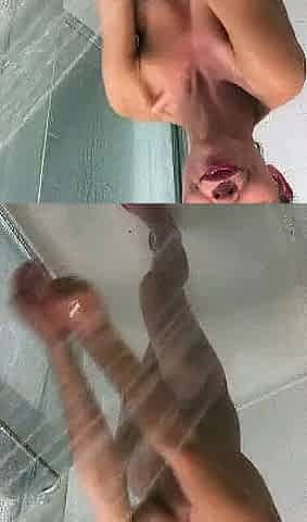 Amateur brunette double toying on webcam