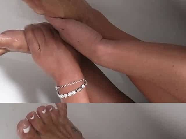 Soap Feet Foot Fetish Foot Worship in the Bath Tub