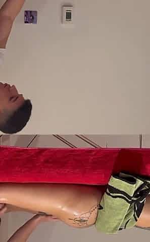 I Fuck My Physiotherapist to Pay for the Session and Let Him Cum Inside