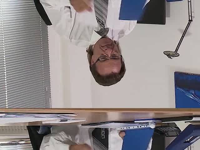 Blond gal screwed in the office