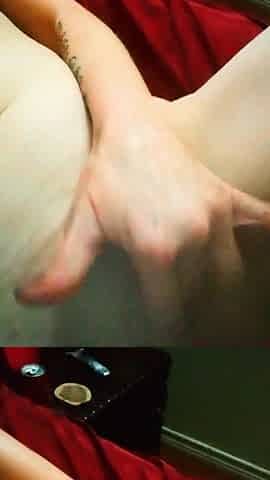 Sexy Blonde MILF Fingers Her Perfect Shaved Pussy