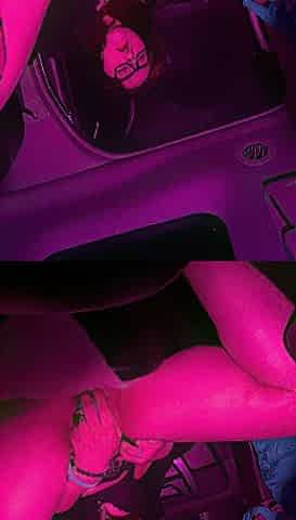 Hawt mother i'd like to fuck to concupiscent & screws herself in her car in the cold & makes herself cum all over