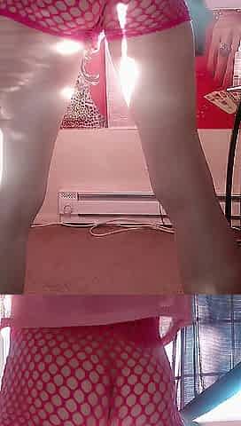 Sissy Femboy Wiggles Their Tushy For U
