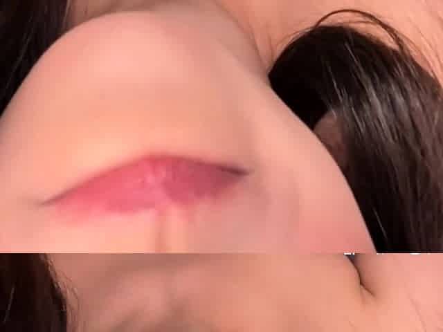Latina Teen Plays With Her Huge Ass On Webcam