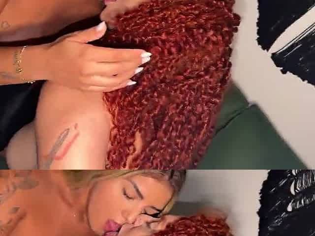 Redhead, aid me with this thick wang, let him put it in your vagina.