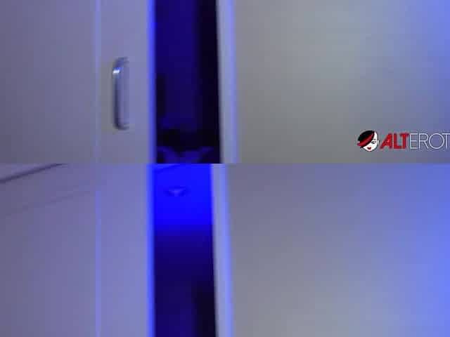 New Alt Starlet Kennedy Rose Gets Fetish Fucking From Musa - AltErotic