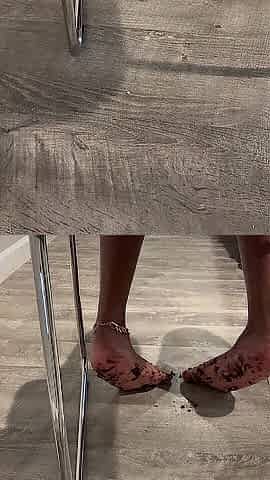 See My Filthy Feet During the time that I Ignore U