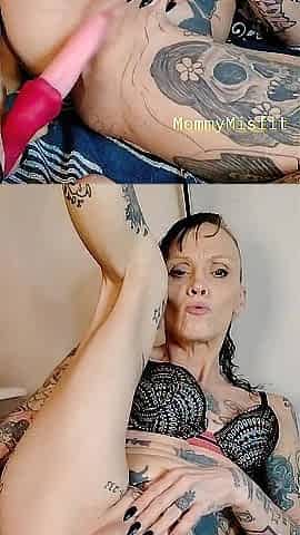 Tongue banging & Squirting