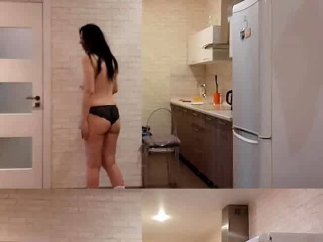 Big-Titted Brunette MILF Pussy Play on Webcam