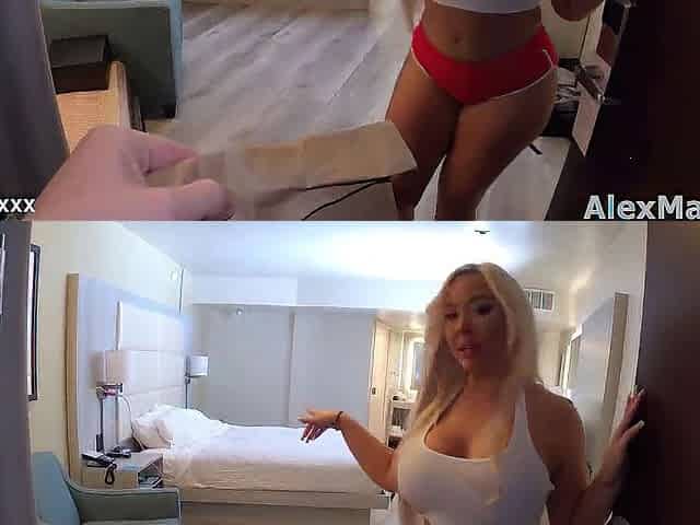 Delievery dude gets favourable with a Curvy Blond. Large Boobs, Giant Booty