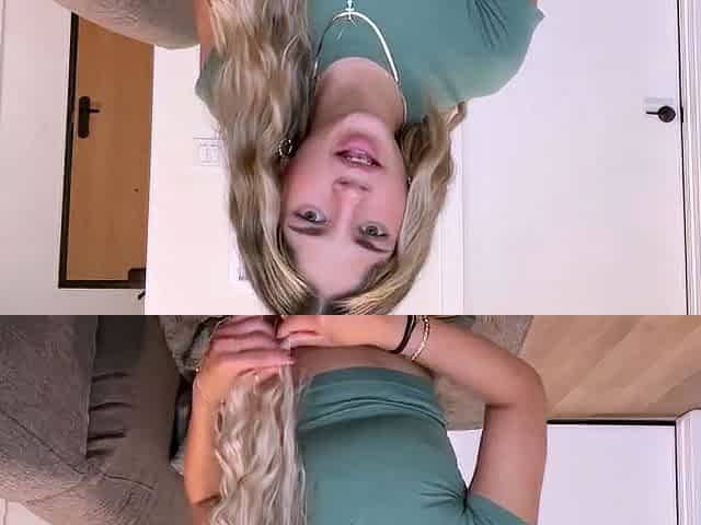 amateur blonde solo webcam
