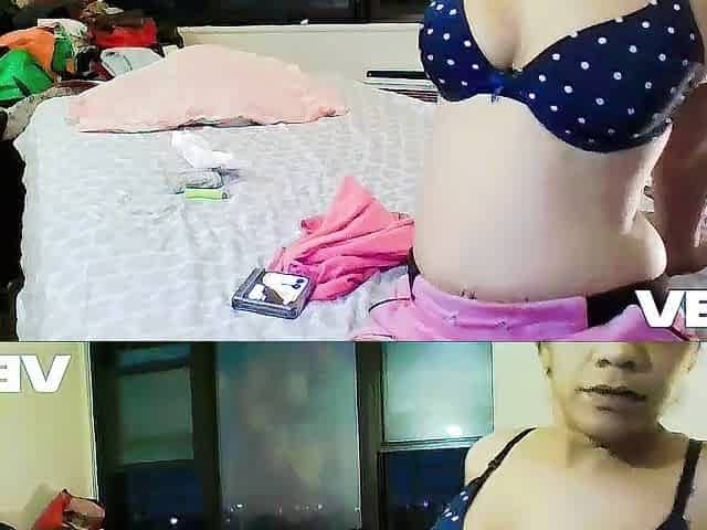 Feet Toes Pov Black Light Skin Caramel Tone Manhattan Neighbour Apartment mother I'd like to fuck