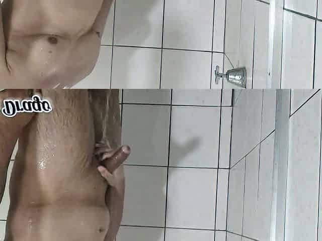 Large Ebony knob tugjob spunk fountain