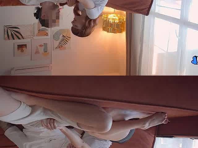 Real youthful pair banging on the daybed
