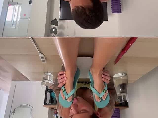 My Gives Me The Superlatively good Dinner, Her Little Feet (hawt feet)