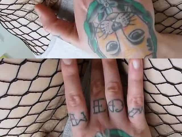 Camel Toe Worship - Amateur Solo Female with Tattoos on Webc