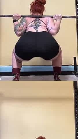 Butt Clenching Leg Day Squats and Deadlifts Powerlifting Barbell Workout